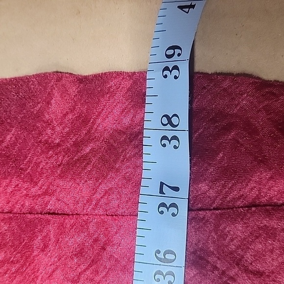 London Times, Size 8, Wine Colored (Burgundy-ish) Sleeveless Layered Dress, EUC. - Picture 8 of 8